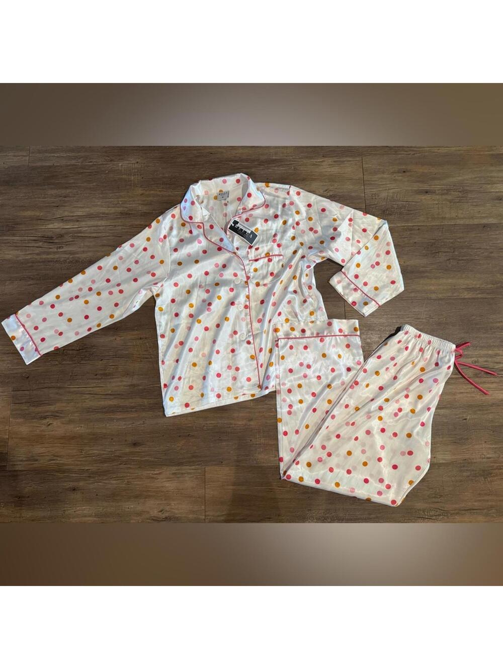 NWT BELLA SLEEP + SPA Long Sleeve Satin Pajama Set Pink Confetti Sz M